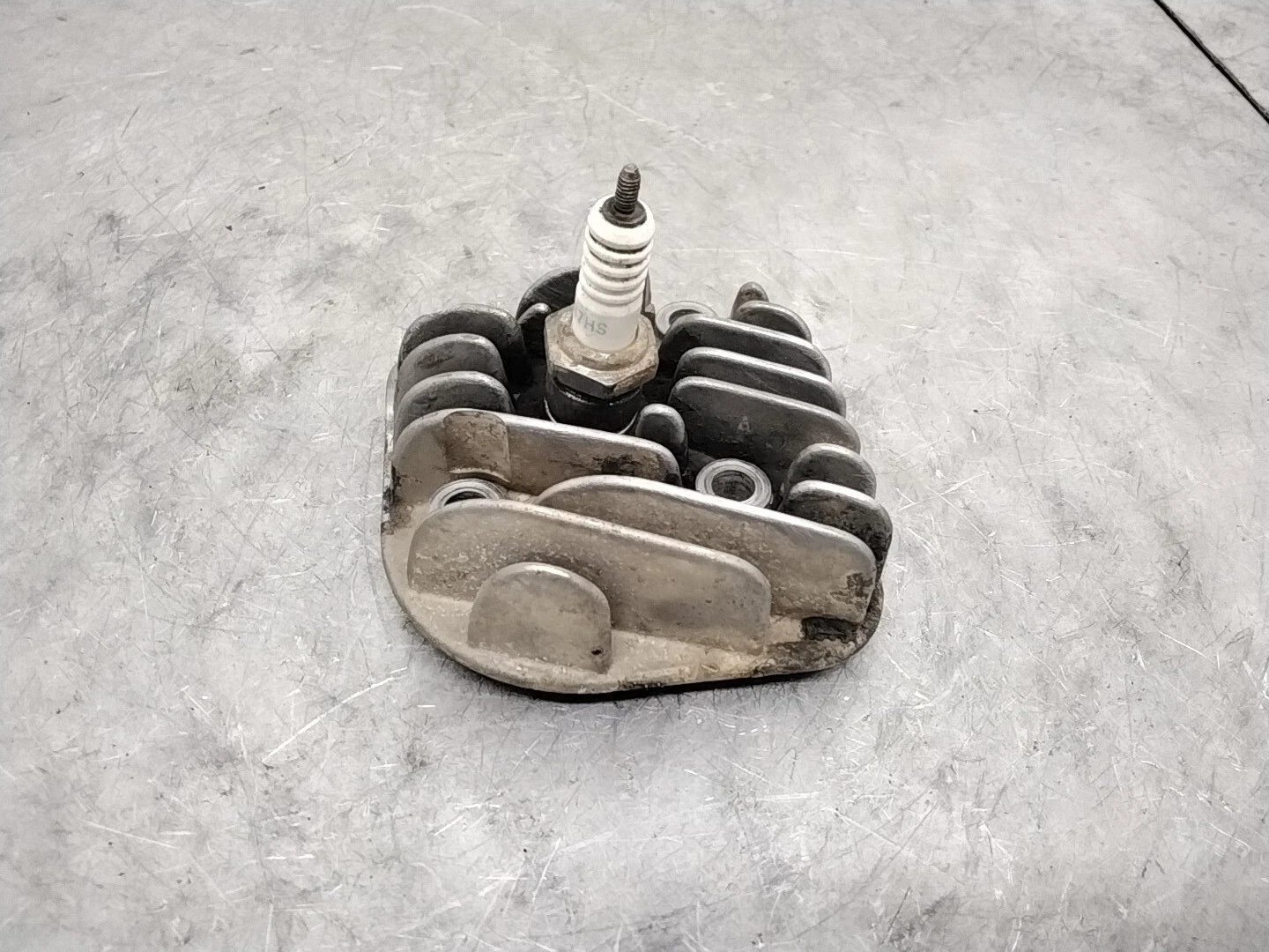 2005 POLARIS SPORTSMAN 90 OEM ENGINE TOP END CYLINDER HEAD