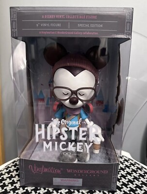 DISNEY VINYLMATION HIPSTER MICKEY FIGURE NEW IN BOX