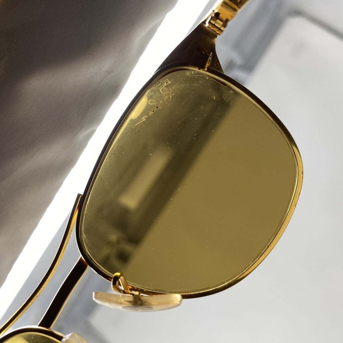 B&L Ray-Ban SIGNET CHROMAX SUNGLASSES GOLD W/ GLASS LENS W/ CASE