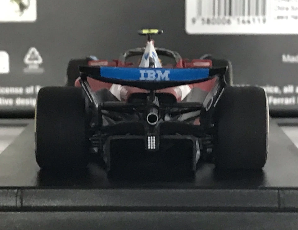 Looksmart LSF1074 Ferrari SF-25 Lewis Hamilton #44 P1 Sprint China GP 2025 1:43 - Imagen 4 de 4
