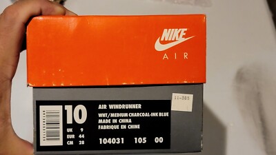 ma.y Vintage NIKE AIR WINDRUNNER104031 - White/Med. Charcoal-Ink Blue
