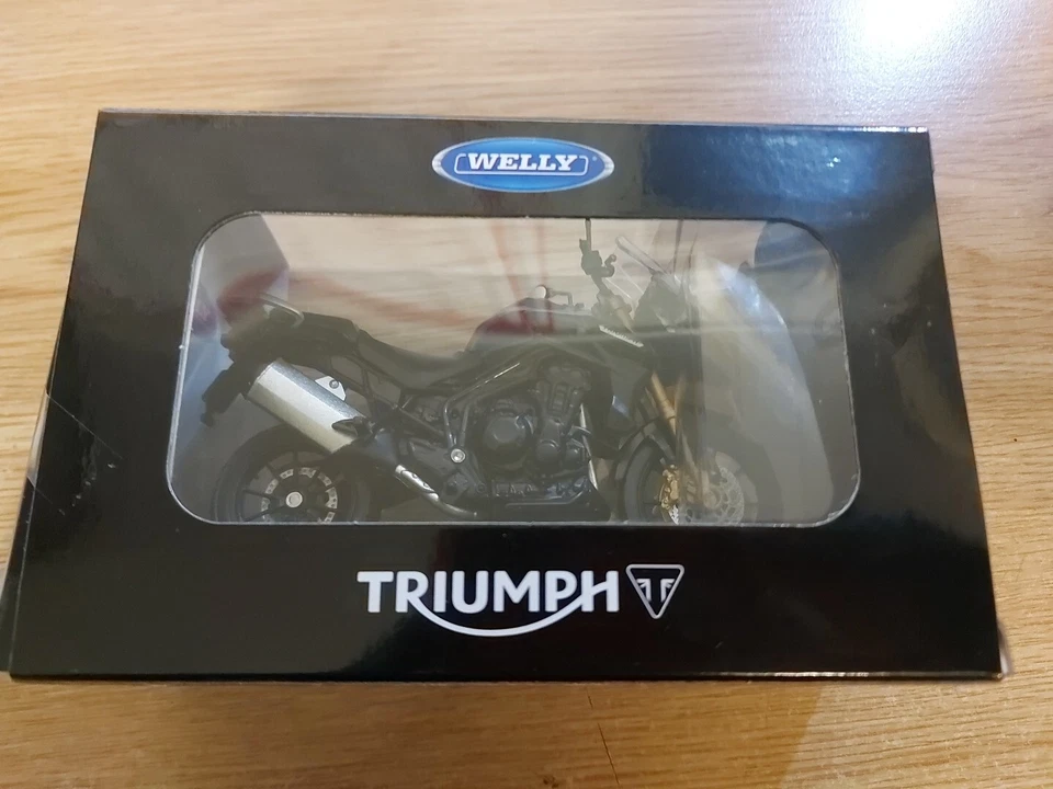 WELLY • Triumph Tiger Explorer Diecast Model Motorcycle 1:18 Scale Motorbike  - Image 3 of 3