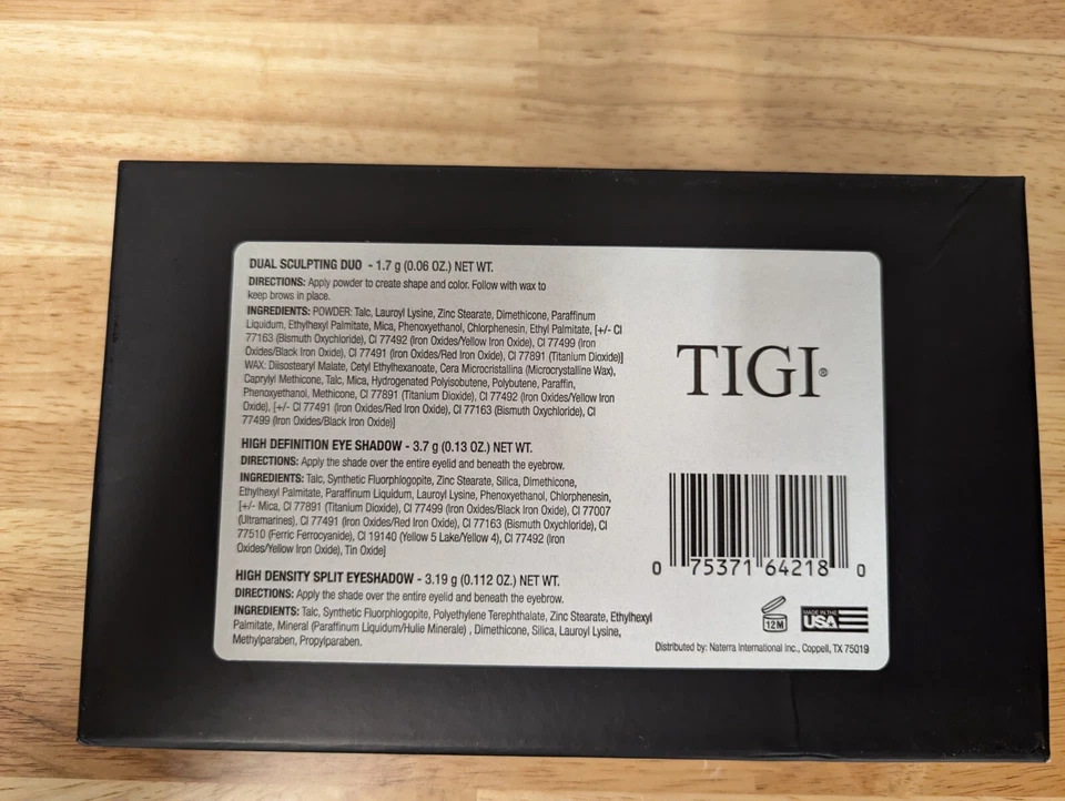 TIGI Cosmetics High Density Eye Shadow Makeup - 4 Shades w/ Dual Scultpting Duo - Image 4 of 4