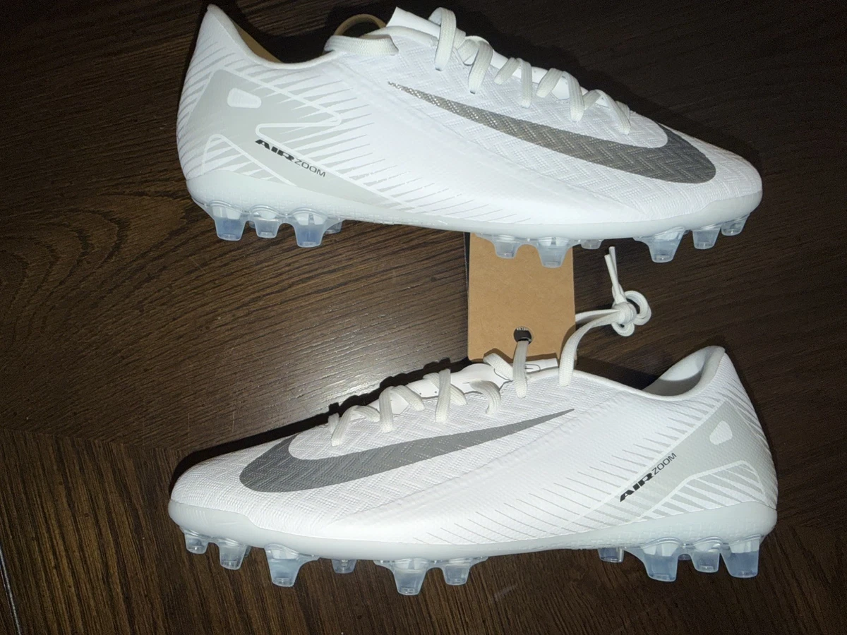 Nike Phantom GX II 2 Pro FG Black Gold White Cleats  FJ2563-100 Size 7M 8.5W US Size 8.5 Soccer Shoes & Cleats for Women for sale | eBay main image 3