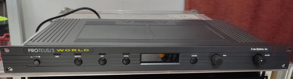 E-MU Proteus World - Rack Sound Module ( Rare )