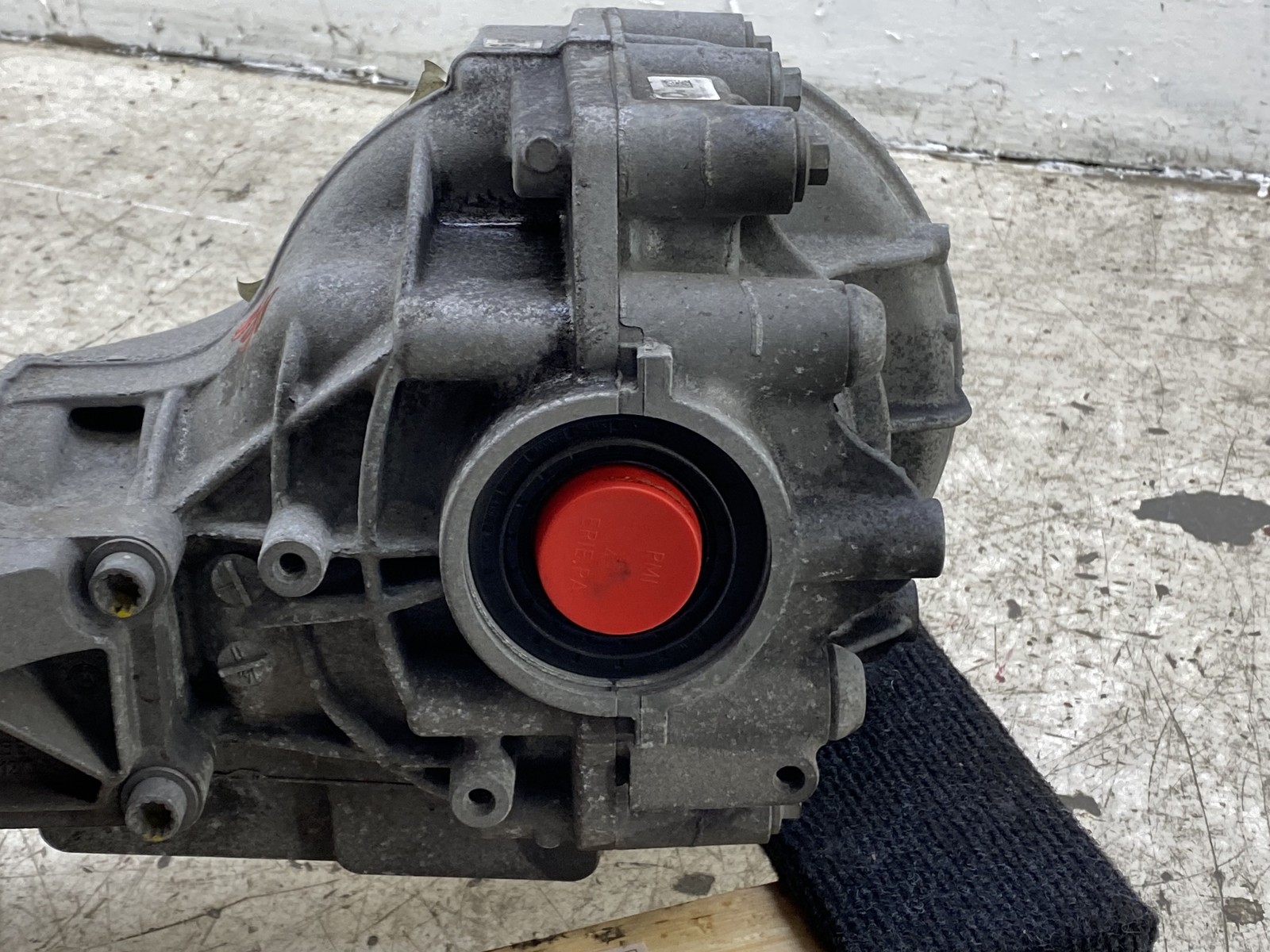 2013-2019 BENTLEY FLYING SPUR OEM 4.0L AWD REAR CARRIER DIFFERENTIAL ASSY