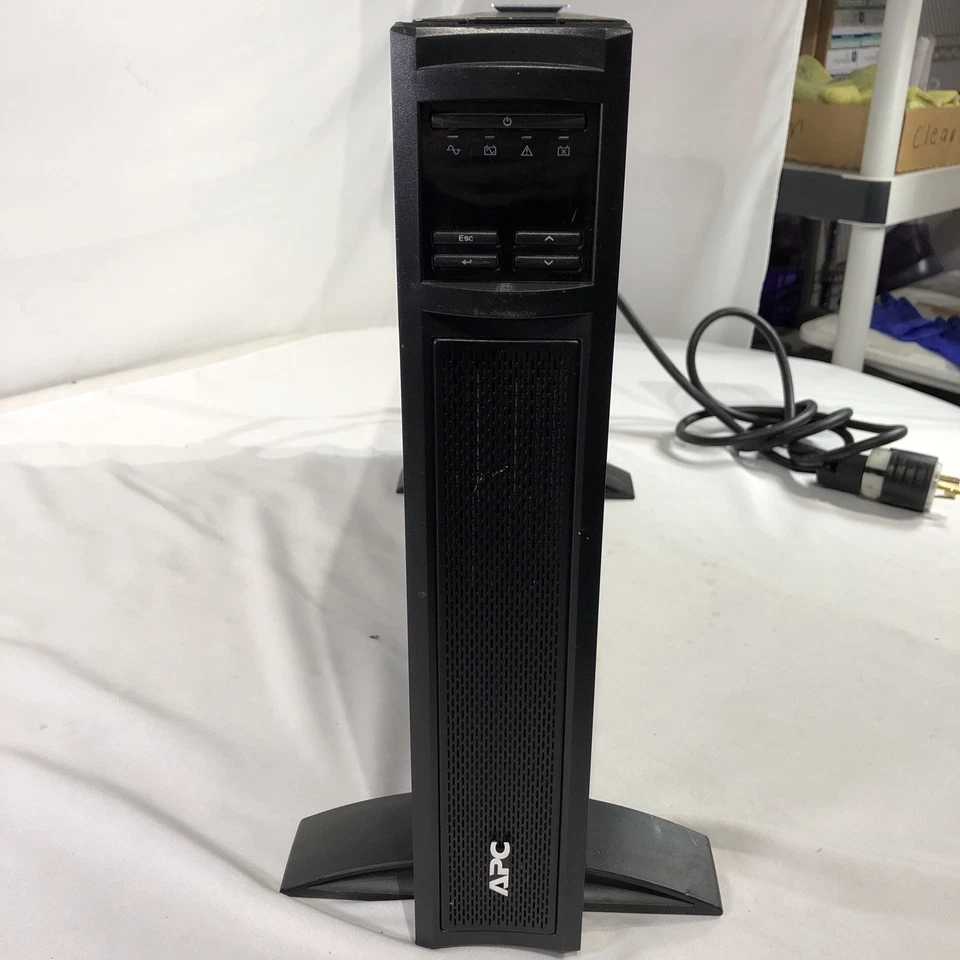 APC SMX2000RMLV2U Smart-UPS X 1800W 16A 120V UPS~ No Batteries - Image 2 of 4