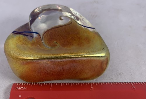 Vintage 1980’s Robert Held Art Iridescent Swirl Art Glass Heart Paperweight - Picture 8 of 8