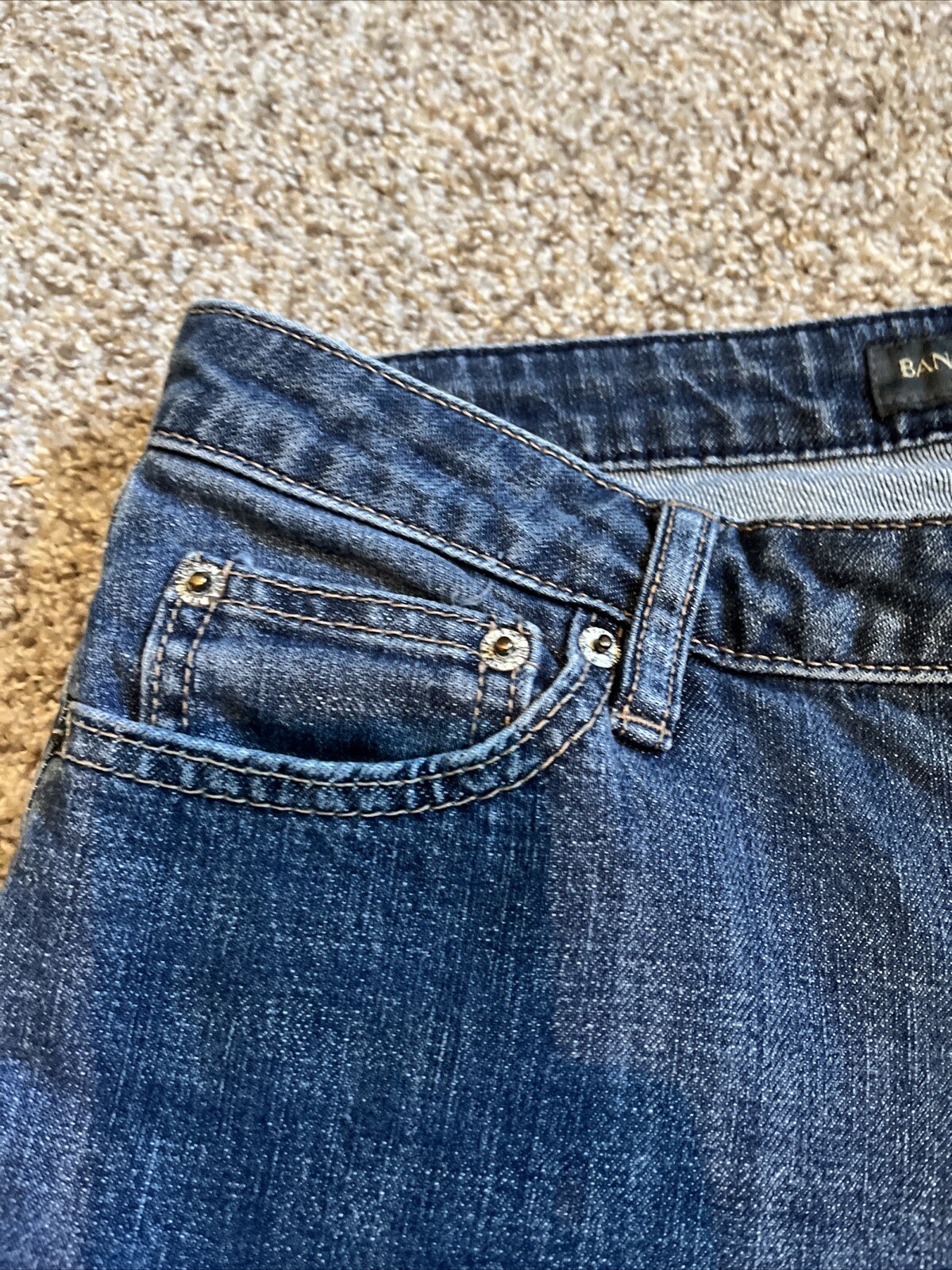 Banana Republic Womens Jeans Size 8 29 X 24 Mid Rise Dark Wash Crop - View 2