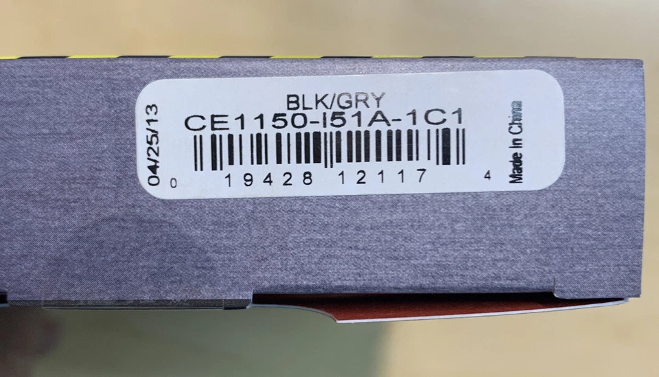 Funda Protectora Pelican CE1150 Serie Progear iPhone 5/5S/SE 1ª 2016 Negra/Gris Foto 3 de 4