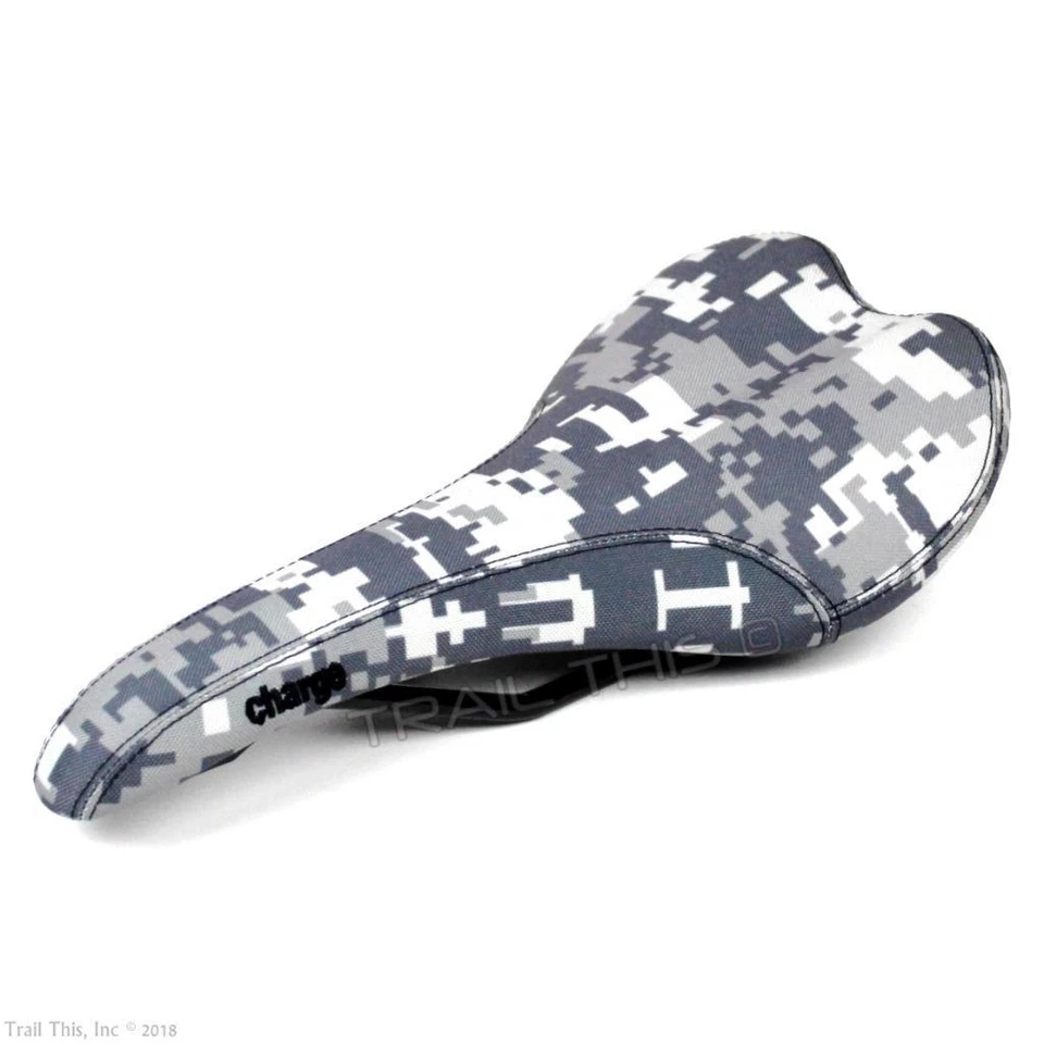 Sillín de bicicleta de carga cuchara Digi camuflado para bicicleta de carretera/MTB camuflaje digital Foto 2 de 4