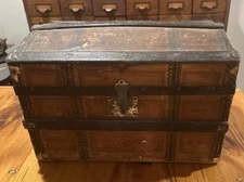Beautiful Antique Hump Back  Victorian Doll Trunk-1800s - with Doll Clothes