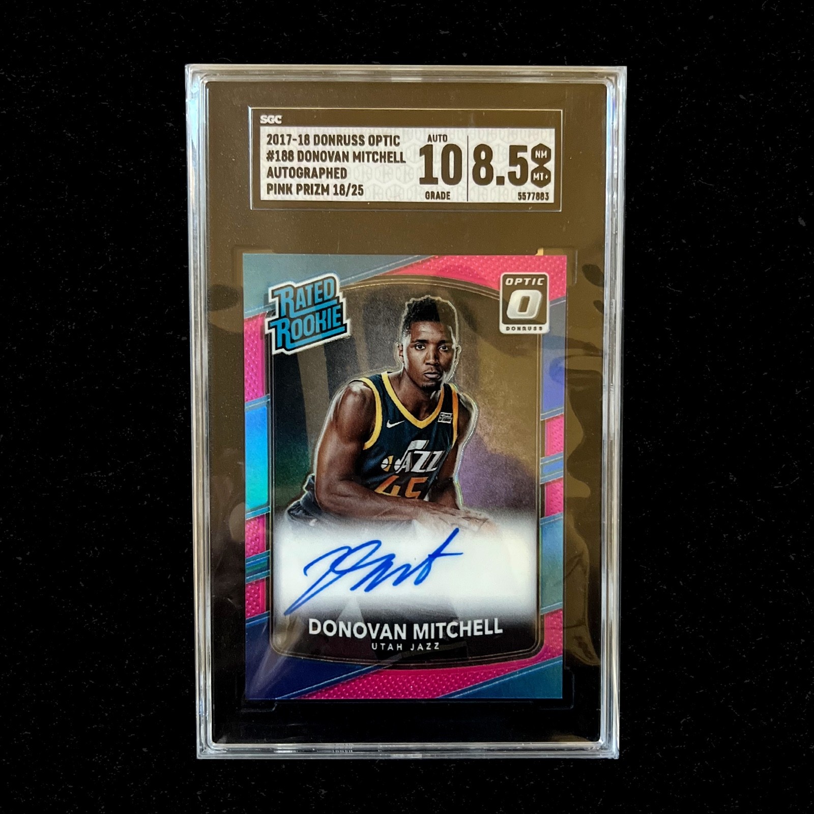 2017 Optic Donovan Mitchell Rated Rookie Auto Pink Prizm /25 SGC 8.5 10🔥