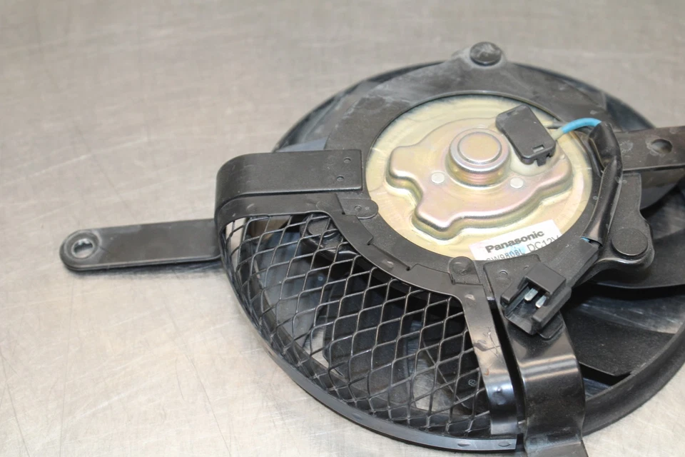 08-10 SUZUKI GSXR 600 ENGINE RADIATOR COOLING FAN BB202 - Image 4 of 4