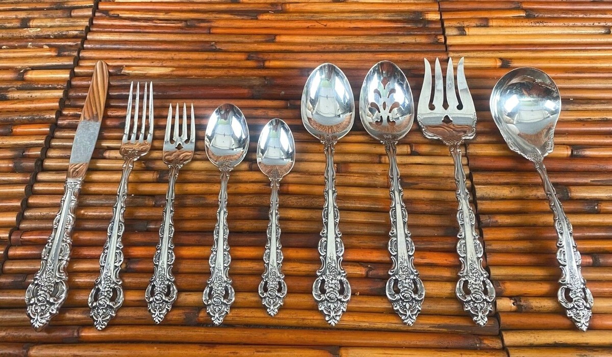 Oneida * DA VINCI Stainless Flatware Glossy CUBE - CHOICE - CHOOSE