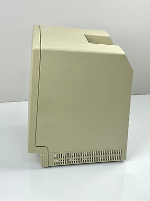 Vintage 1988 Apple Macintosh SE M5011 Computer W/Keyboard Vintage 1988 Apple Macintosh SE M5011 Computer W/Keyboard