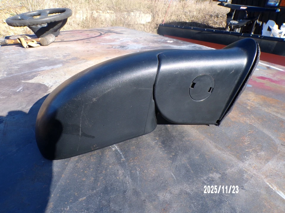 Espejo retrovisor lateral pasajero Chevrolet 2003 K2500 modelo base Foto 4 de 4