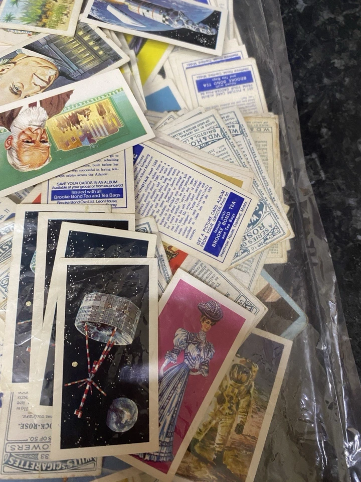 Approx 600 vintage tea cards Bundle Job Lot - Image 3 of 4