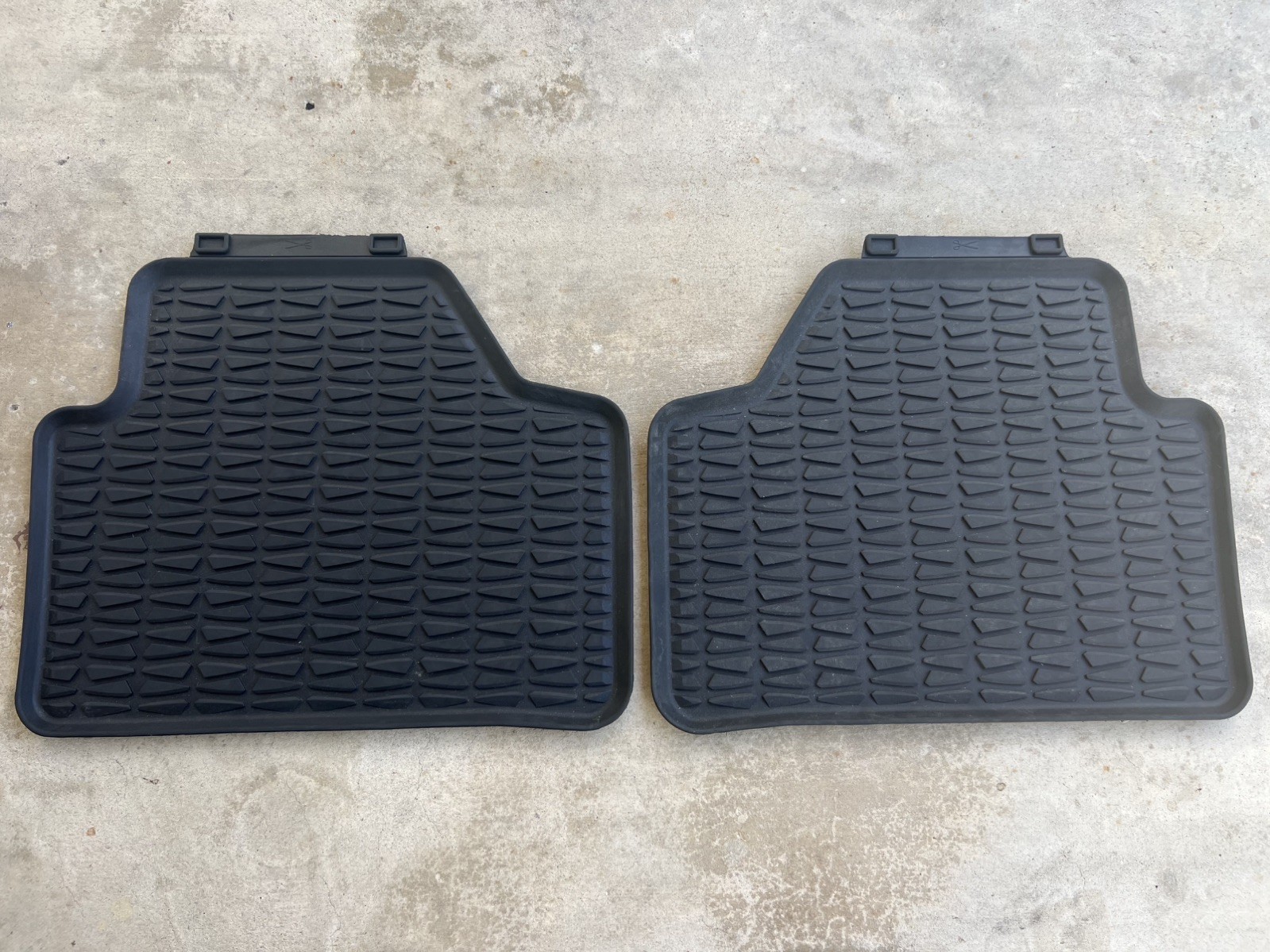 All Weather OEM Rear Floor Mat Set BMW X1 sDrive28i xDrive28i 13-15 51472336795