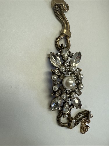 RJ Crystal On Antique Gold Bracelet 7.5 Inches - 第 2/4 張圖片