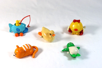 Vintage Lot of 5 TOMY Wind Up Toys 1970s Ms Pac-Man Fish Duck Cat Turtle