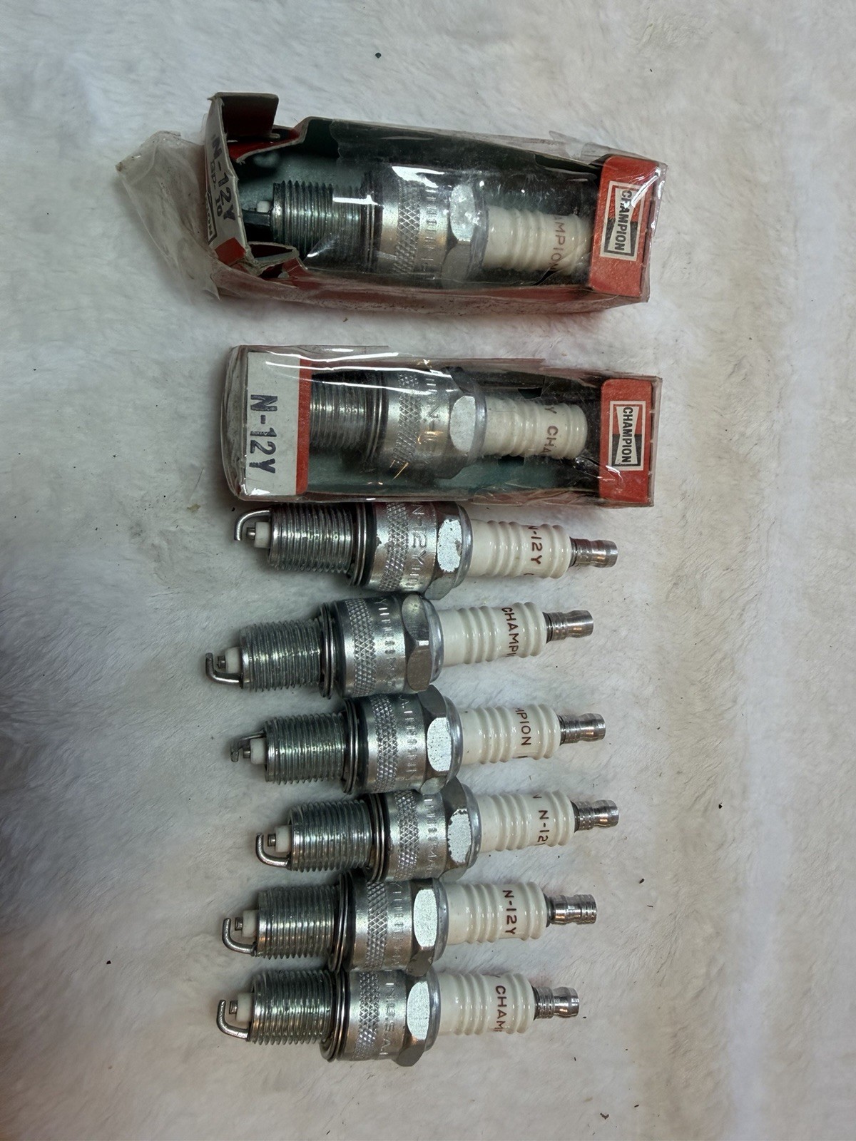 Champion N12Y Spark Plugs Set of 8 Mixed Boxed  Unboxed, Pre-Gapped .010