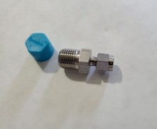 SWAGELOK 1/16" Tube x 1/8" Male NPT Fitting SS-100-1-2 - Stainless Steel