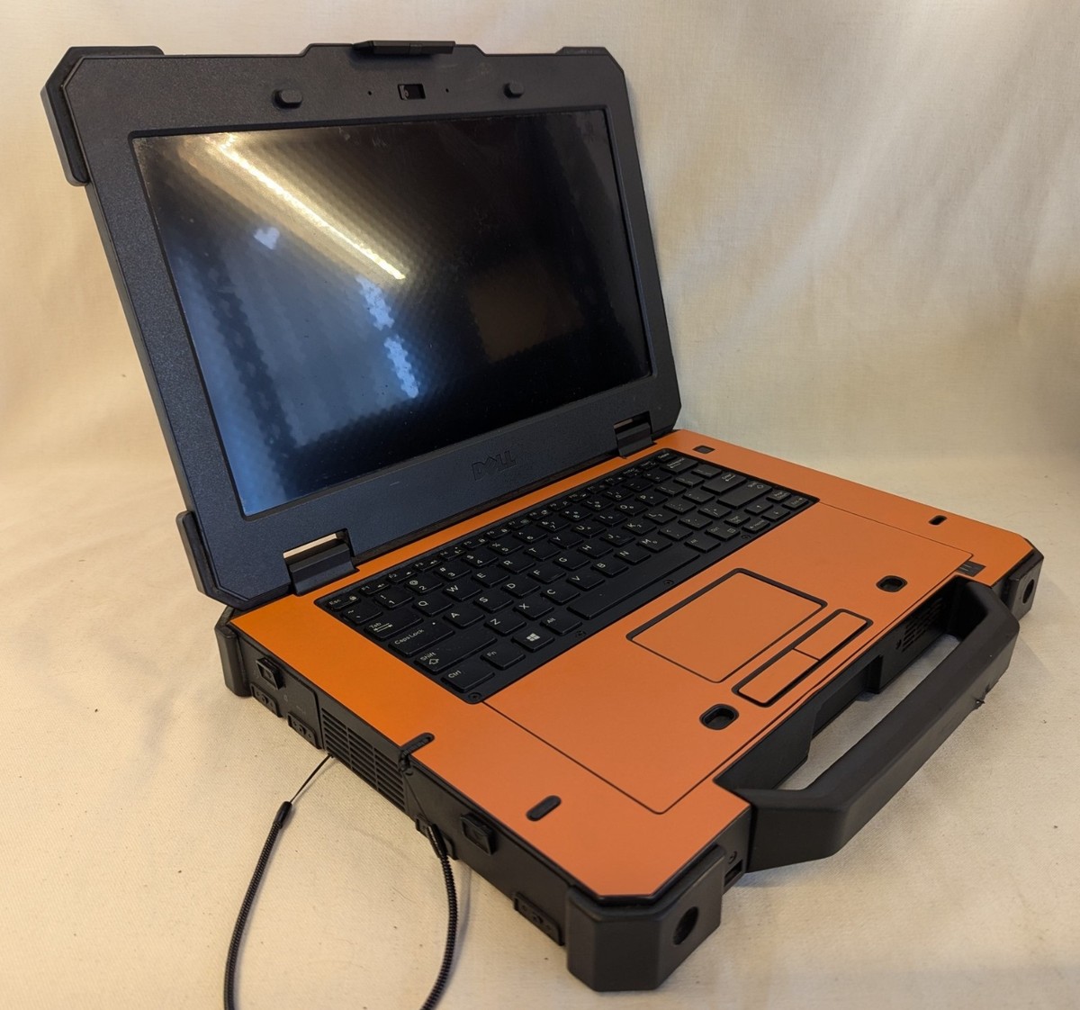 Dell Rugged Extreme 7414 14