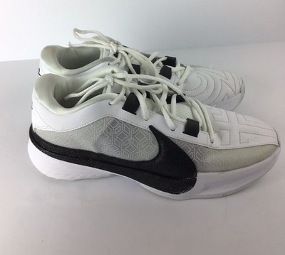 Size 8 Nike Air Zoom Giannis Freak 5 White Black basketball Shoes