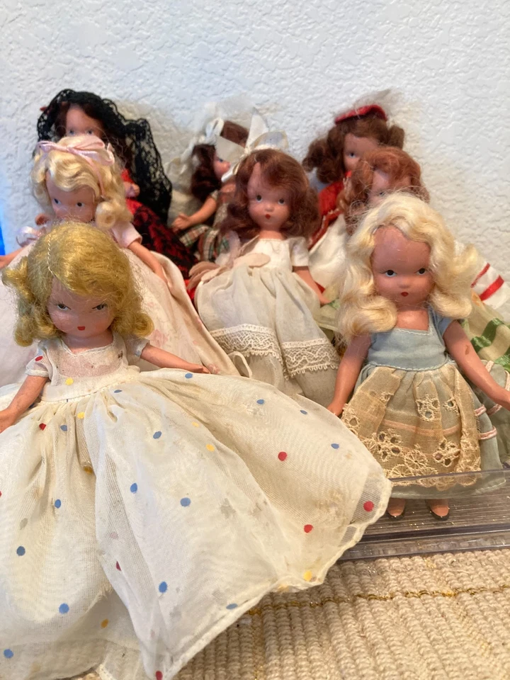 Nancy Ann Libro de Cuentos Surtido de Muñecas Bisque SH JT Pierna Congelada Foto 2 de 4