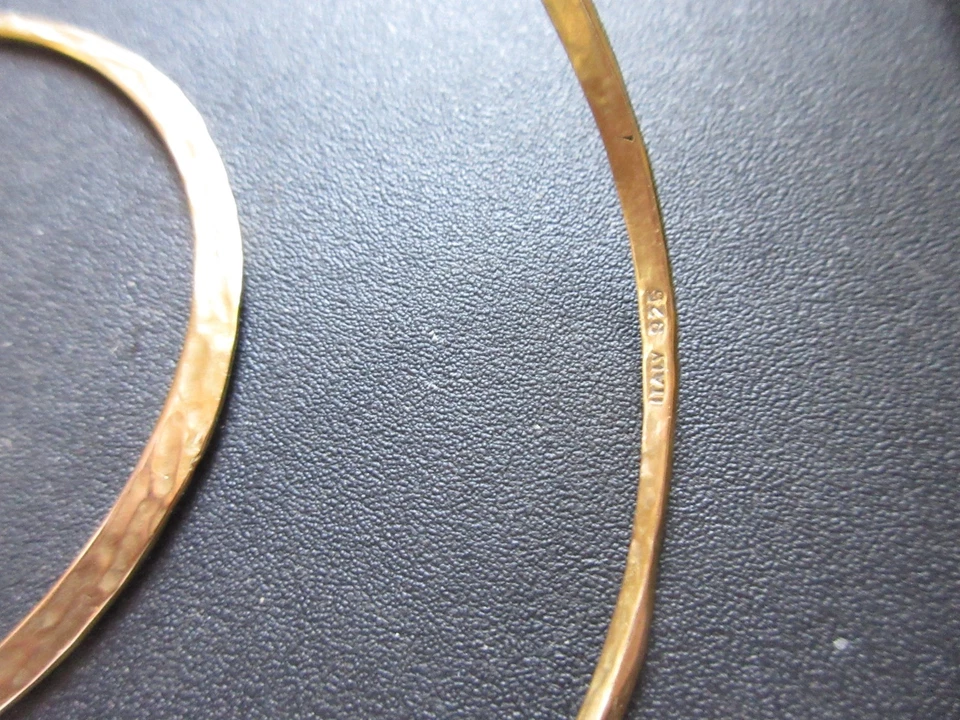 Juego de 2 pulseras brazaletes italianas VERONESE martilladas de oro vermeil plata de ley Foto 4 de 4