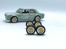 R271 Hotwheels 1:64 Real Riders # Star Pearl White 10mm Long Rubber wheels