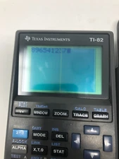 Texas Instruments TI-82 Graphing Calculator Tested & Working