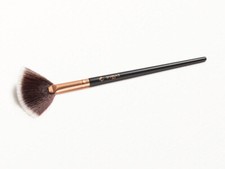 Shaina B. Miami Highlight Brush Rose Gold, Cruelty-Free 