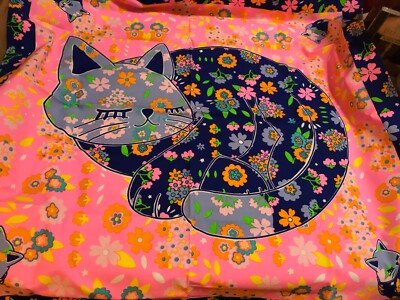 Lush   Knot Wrap Furoshiki    Hello Kitty Kat  neu Tuch   Knotwrap