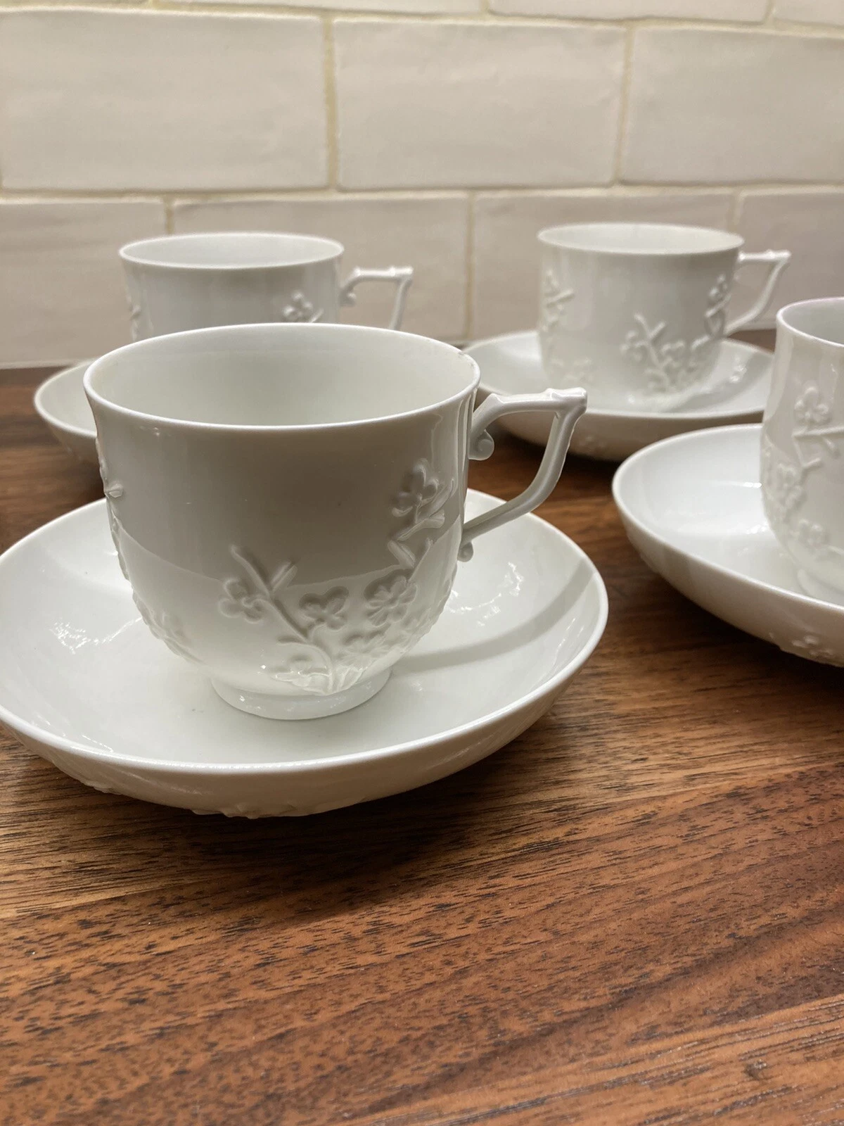 Set of 4 Meissen Flowering Branches Teacups For Metropolitan Museum Of Art  - Picture 1 of 6