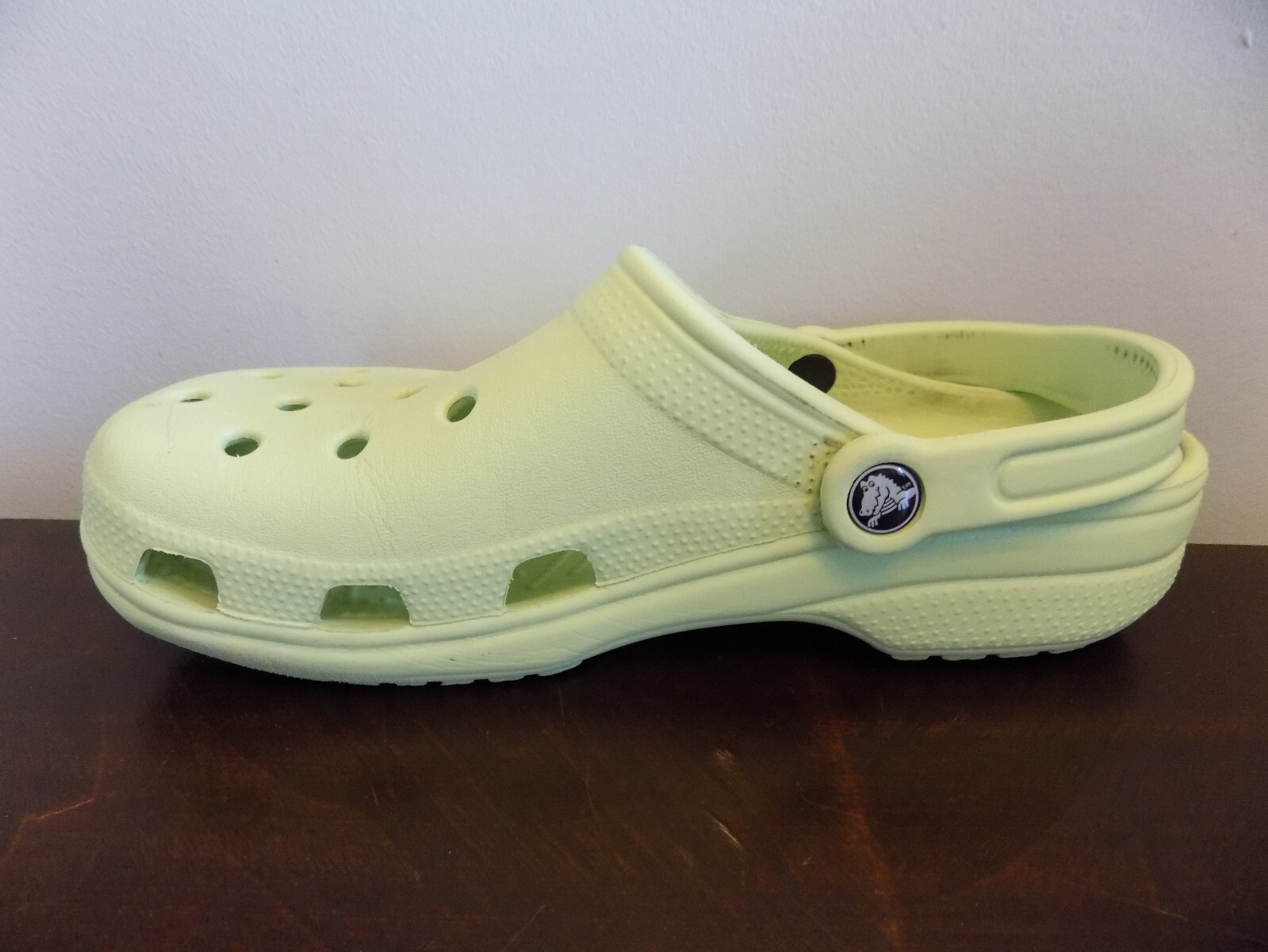 Crocs Classic Unisex Key Lime Green Clogs Slides Men … Gem