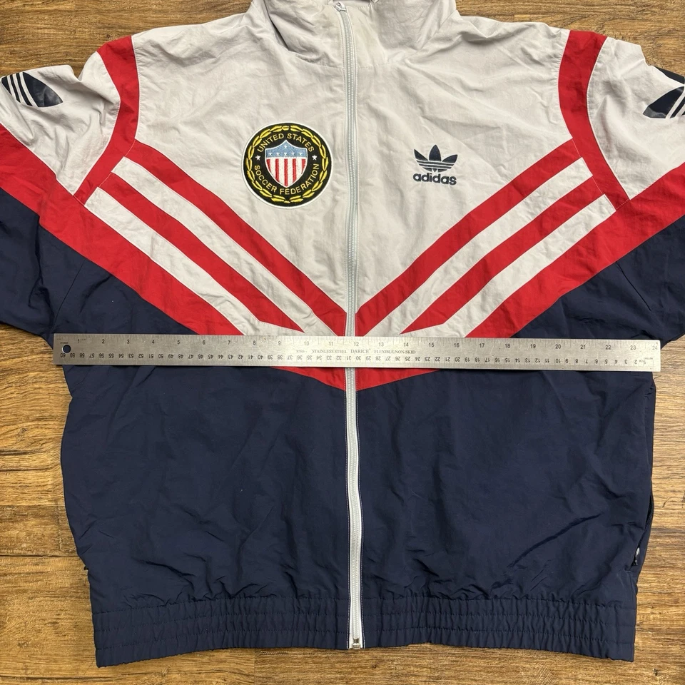 Chaqueta Adidas de Fútbol de Estados Unidos 1984 | Talla M | Trifolio Rojo Gris Azul | RARA De Colección Foto 2 de 4