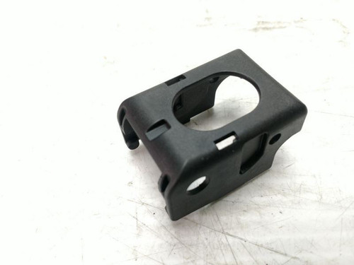 2010 BMW 335xi 335i 328i 328xi E90 E92 Ignition Coil Socket Locking Cap Retainer
