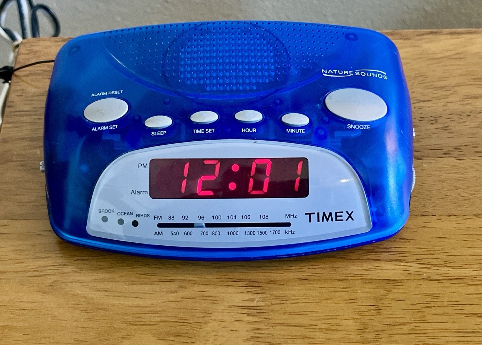 Vintage Timex T235L Blue Translucent Nature Sounds AM/FM Clock Radio