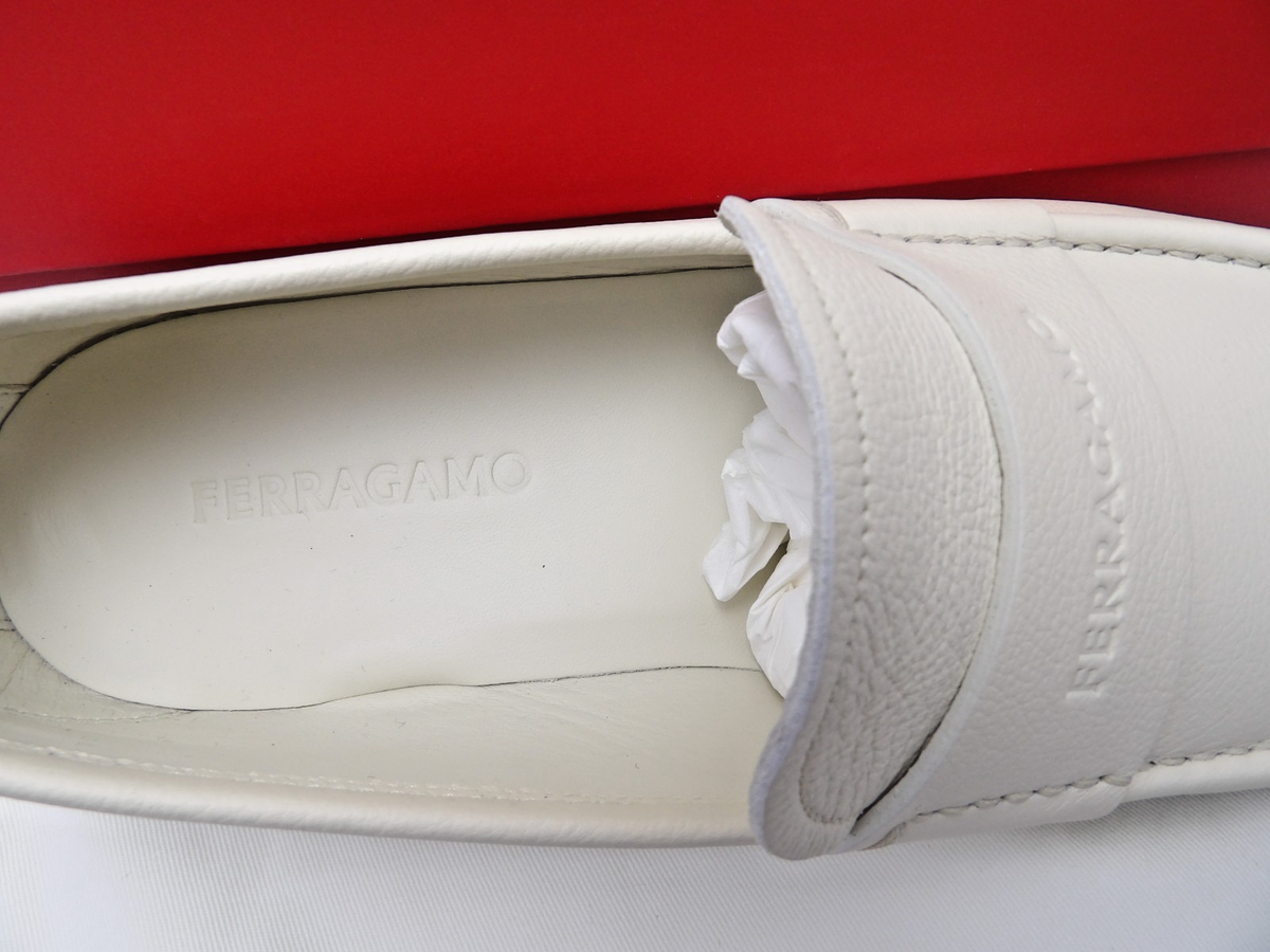 NIB FERRAGAMO DUPONT OFF WHITE LEATHER LOGO PENNY LOAFERS  display picture 3