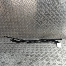 BMW 3 Gran Turismo F34 Front Wischer Arms RHD 7260485 3.0 Diesel 2015 31147191