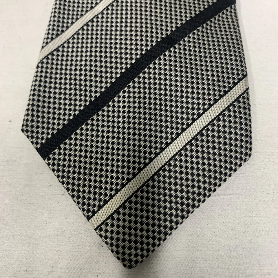 Corbata Turnbull Asser Silk hecha en inglés Foto 3 de 4