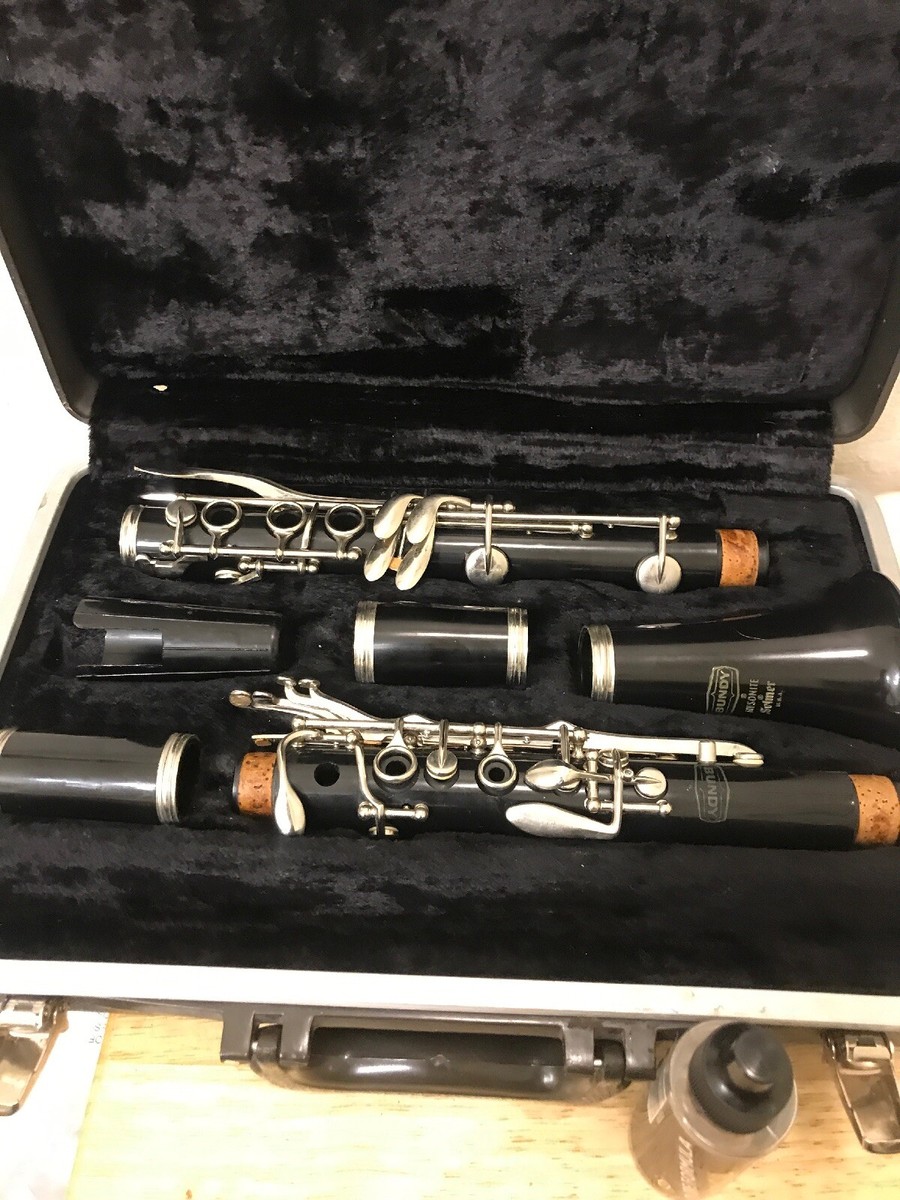 Vintage Bundy Selmer Resonite Clarinet Student Instrument With