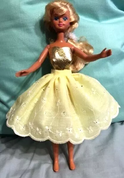 SKIPPER GOLD METALLIC TOP & YELLOW EYELET SKIRT HANDMADE DOLL CLOTHES