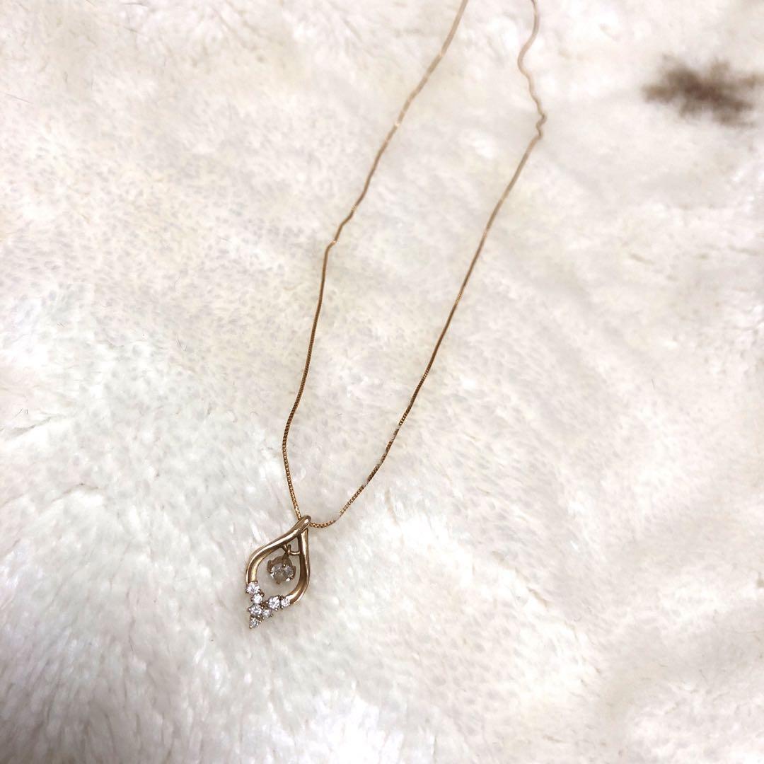 The Best Place to Sell Diamond Necklaces | Burlingtons