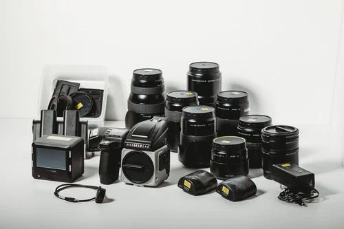 Hasselblad H5X + IQ250 Back + Lens Kit--