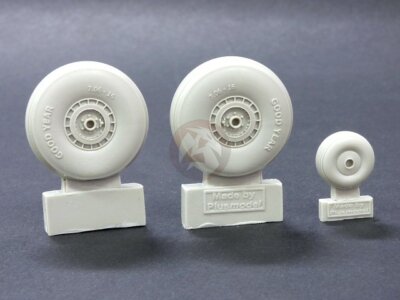 Plus Model 1/48 Wheels w/o Cover for Douglas C-47 Skytrain / DC-3 (3 wh.) AL4068