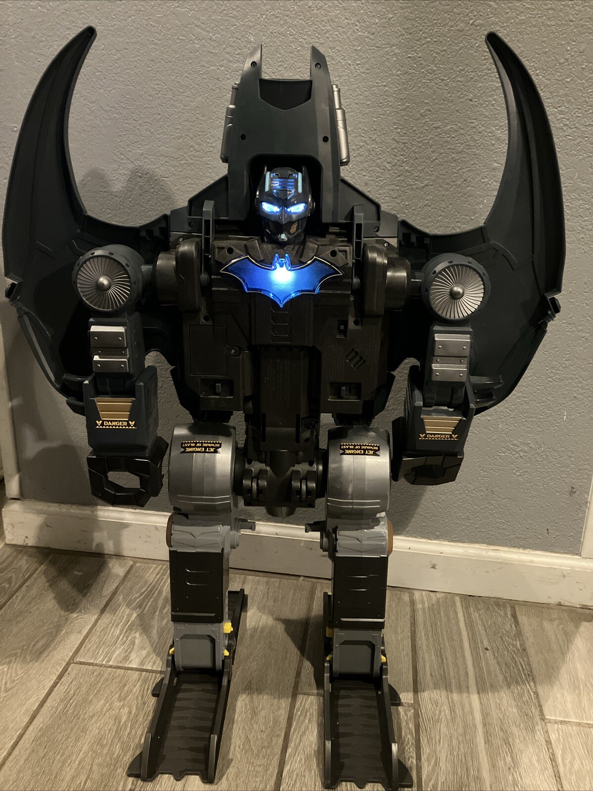 DC Comics Gotham City Guardian Exclusive Batman Tansforming Toy Batman Included!