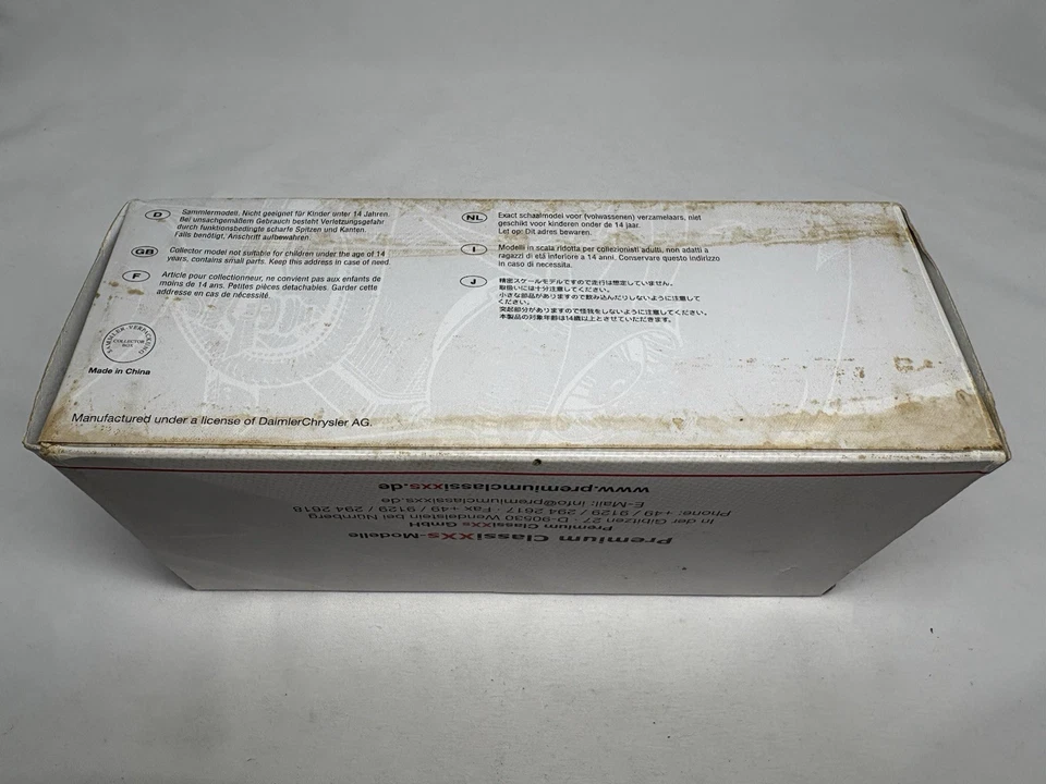 Mercedes-Benz LP 608 BMW Motorsport Support Vehicle Premium Classixxs escala 1:43 Foto 4 de 4